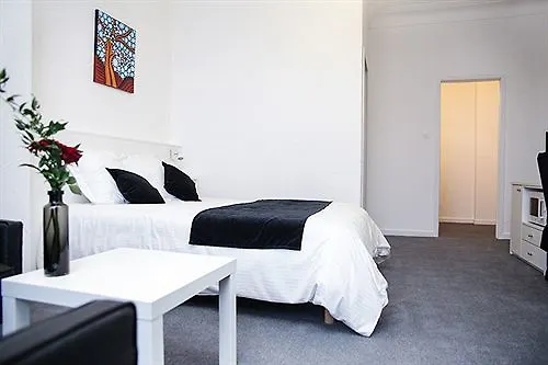 Hotel Satellite Brussel 2*,