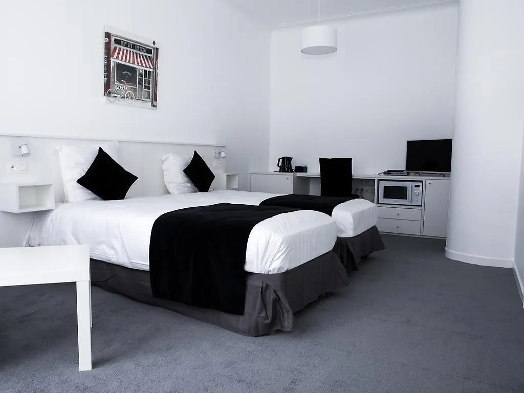 Hotel Satellite Brussels 2*,